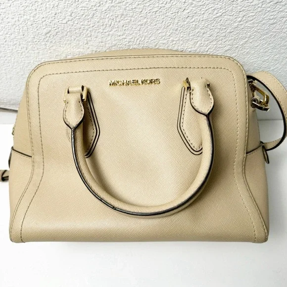 Michael Kors Ayden Saffiano Leather Medium Dome Satchel Crossbody - Picture 3 of 9